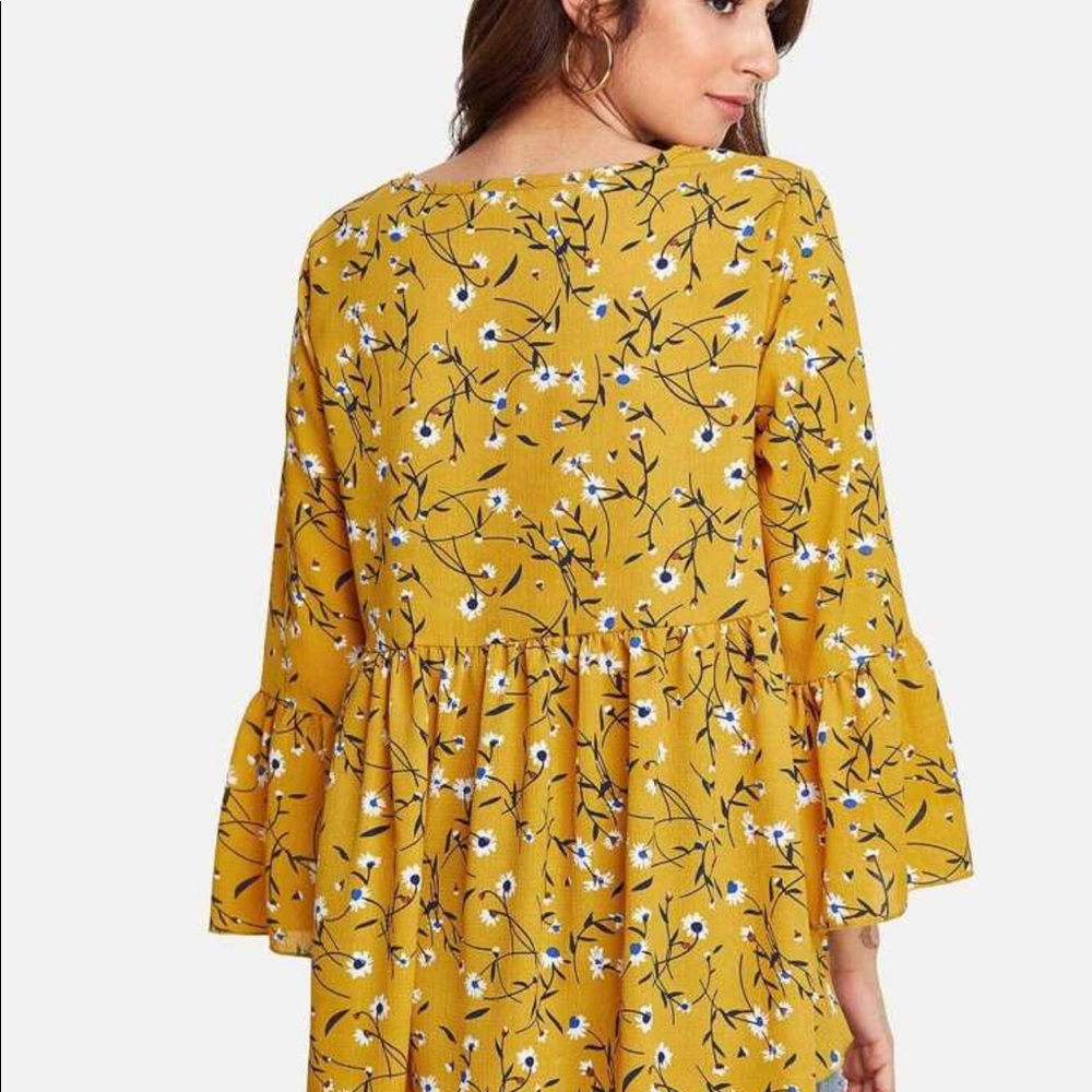 Floral High-Low Top - Picture 3 of 9